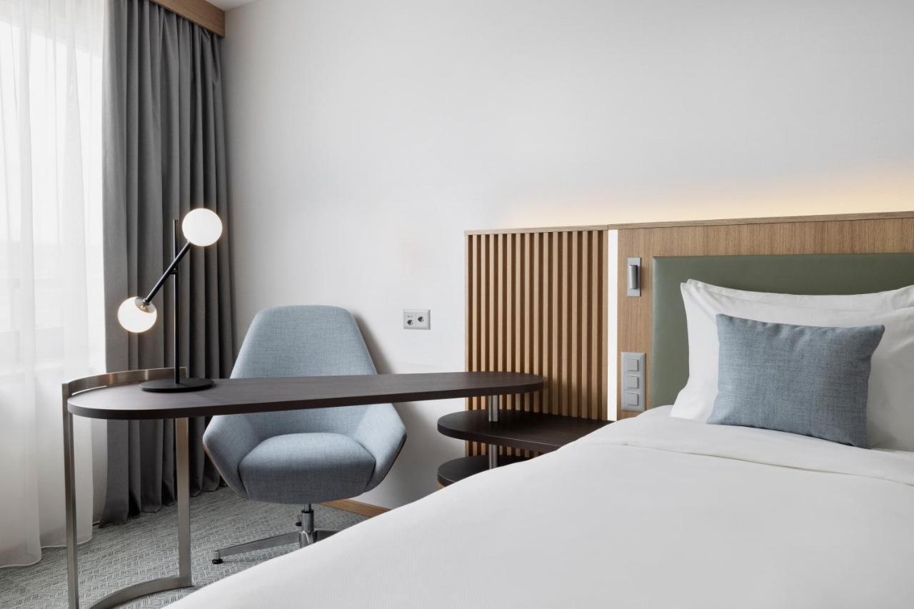 فندق Courtyard By Marriott Biel Bienne المظهر الخارجي الصورة