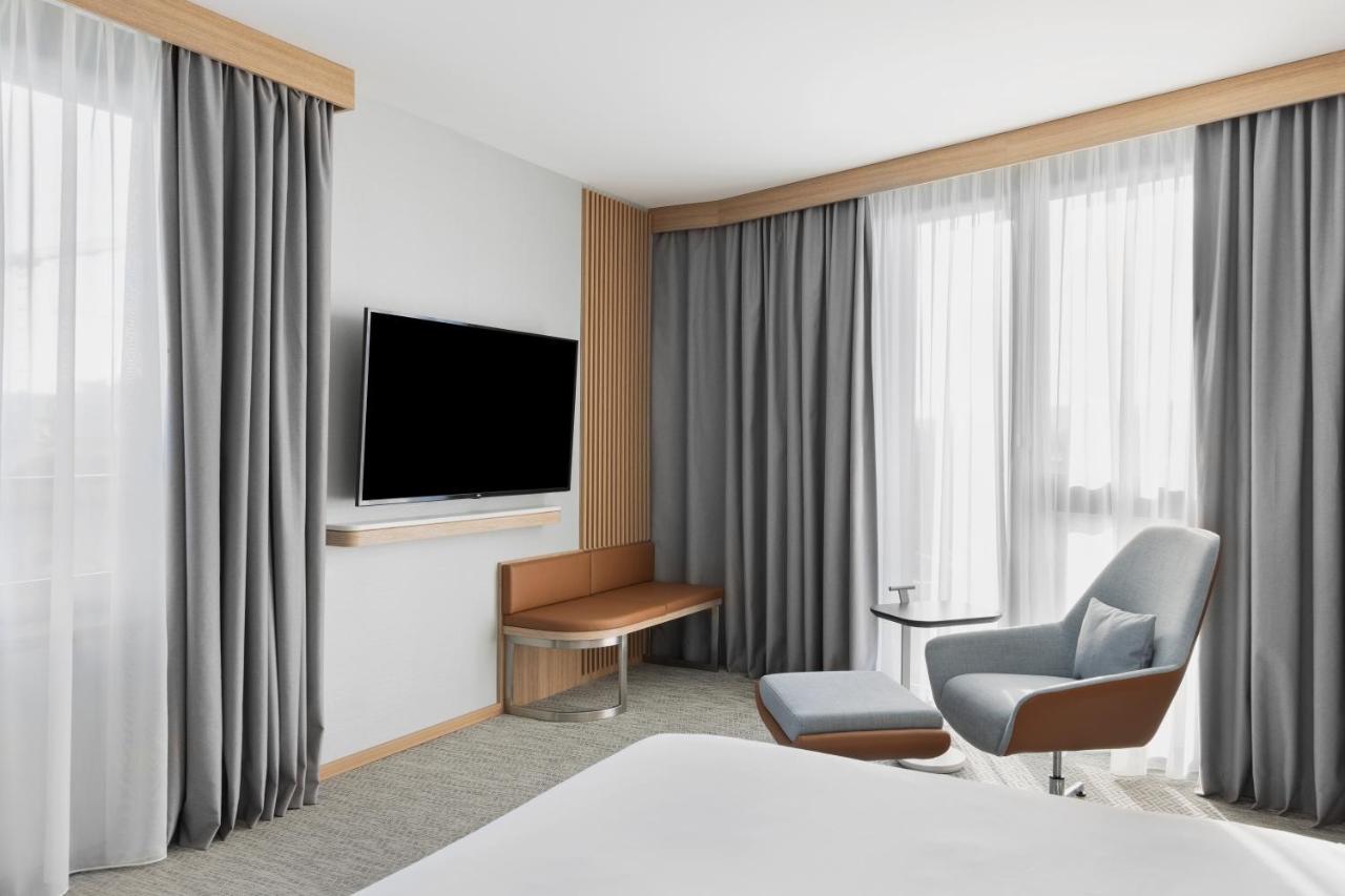 فندق Courtyard By Marriott Biel Bienne المظهر الخارجي الصورة