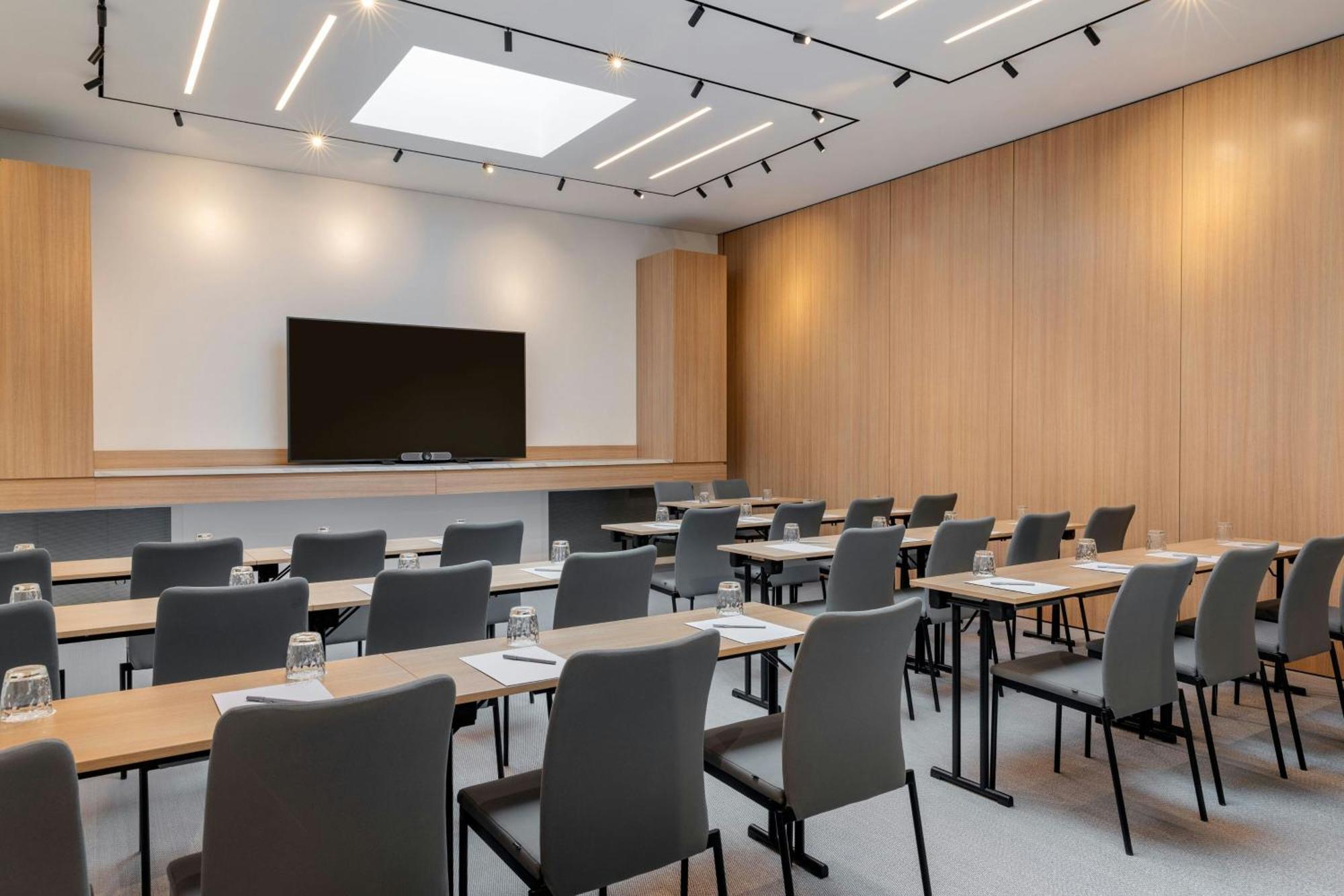 فندق Courtyard By Marriott Biel Bienne المظهر الخارجي الصورة