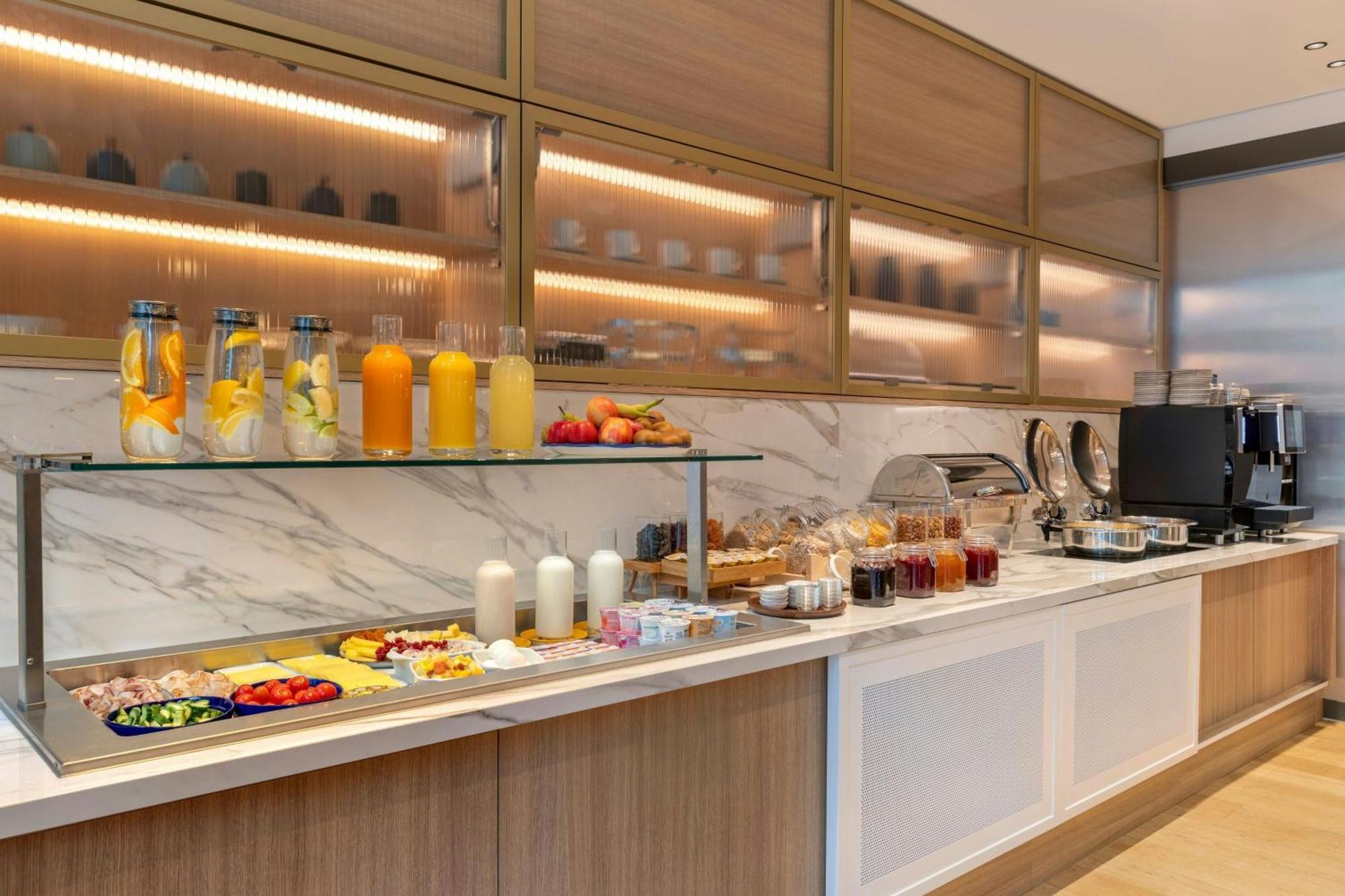 فندق Courtyard By Marriott Biel Bienne المظهر الخارجي الصورة